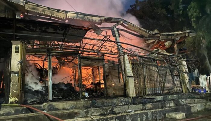 Kebakaran di Pasar Taman Puring: Penyebab, Kerusakan, dan Dampaknya terhadap Pedagang dan Pengunjung