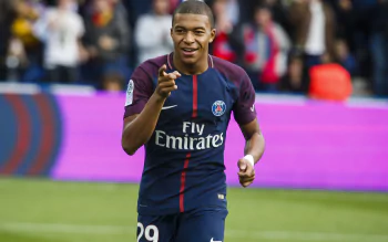 Mengapa Kylian Mbappé Disebut Penerus Ronaldo dan Messi?